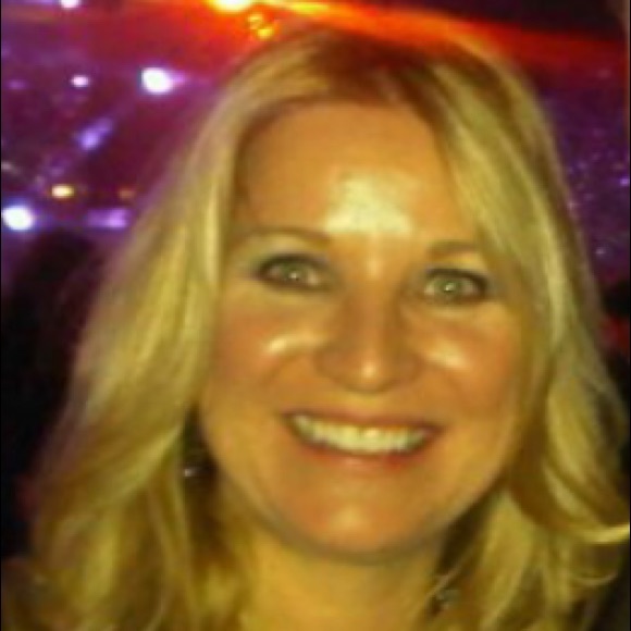 Meet your Posher, Bobbie - Picture 1 of 1